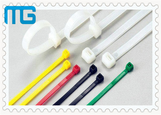 China Bridas de plástico de nylon flexibles modificadas para requisitos particulares proveedor